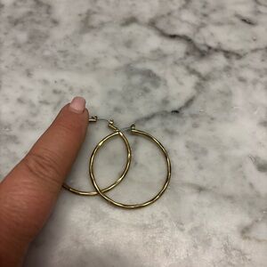 Elegant Gold Hoop Earrings